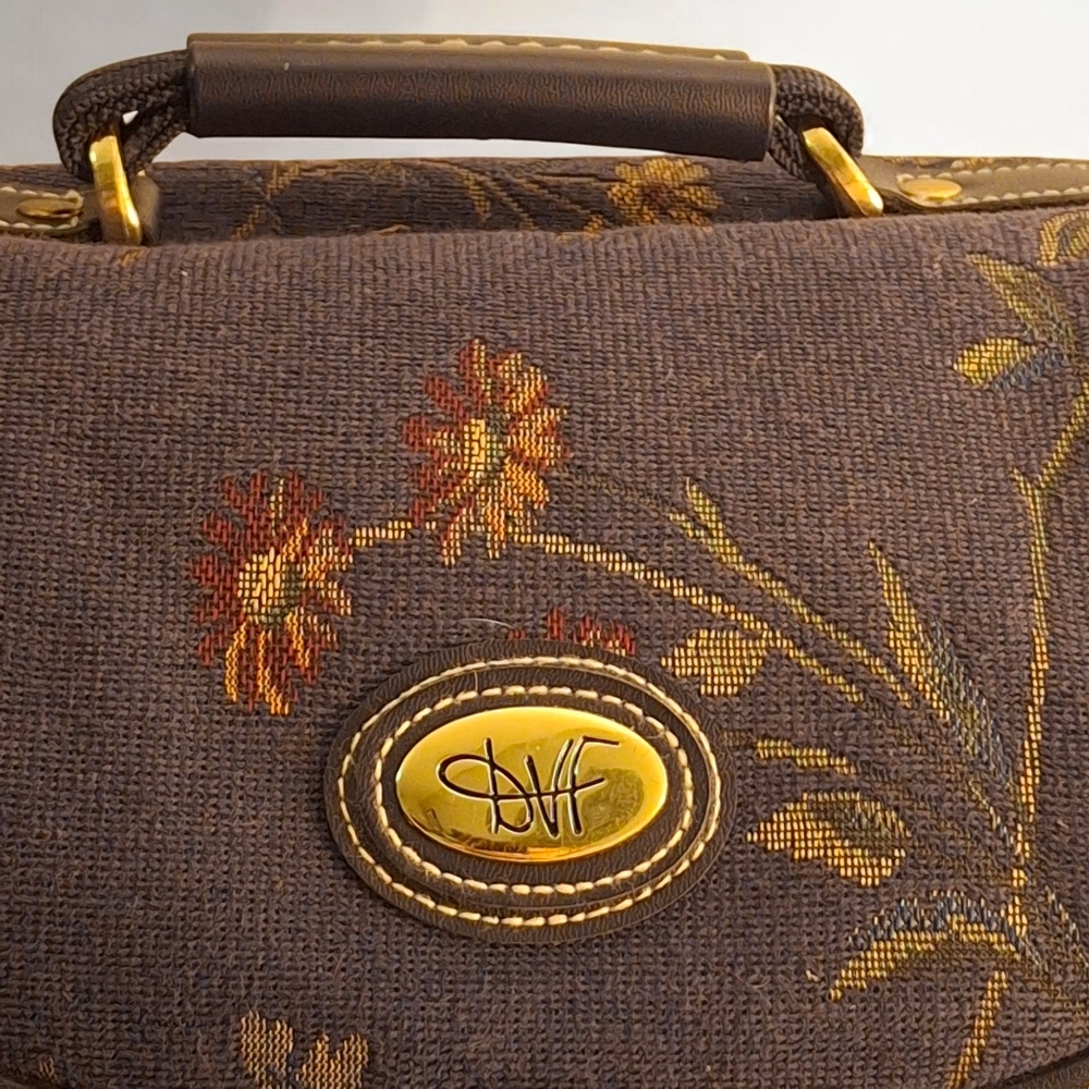 Vintage Diane Von Furstenberg Weekender, Carry On Train Case Shoulder Bag - Picture 12 of 13